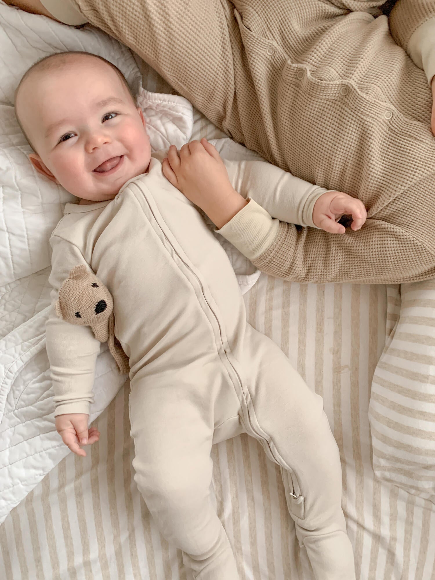 Organic Footies & One-Pieces – L'ovedbaby