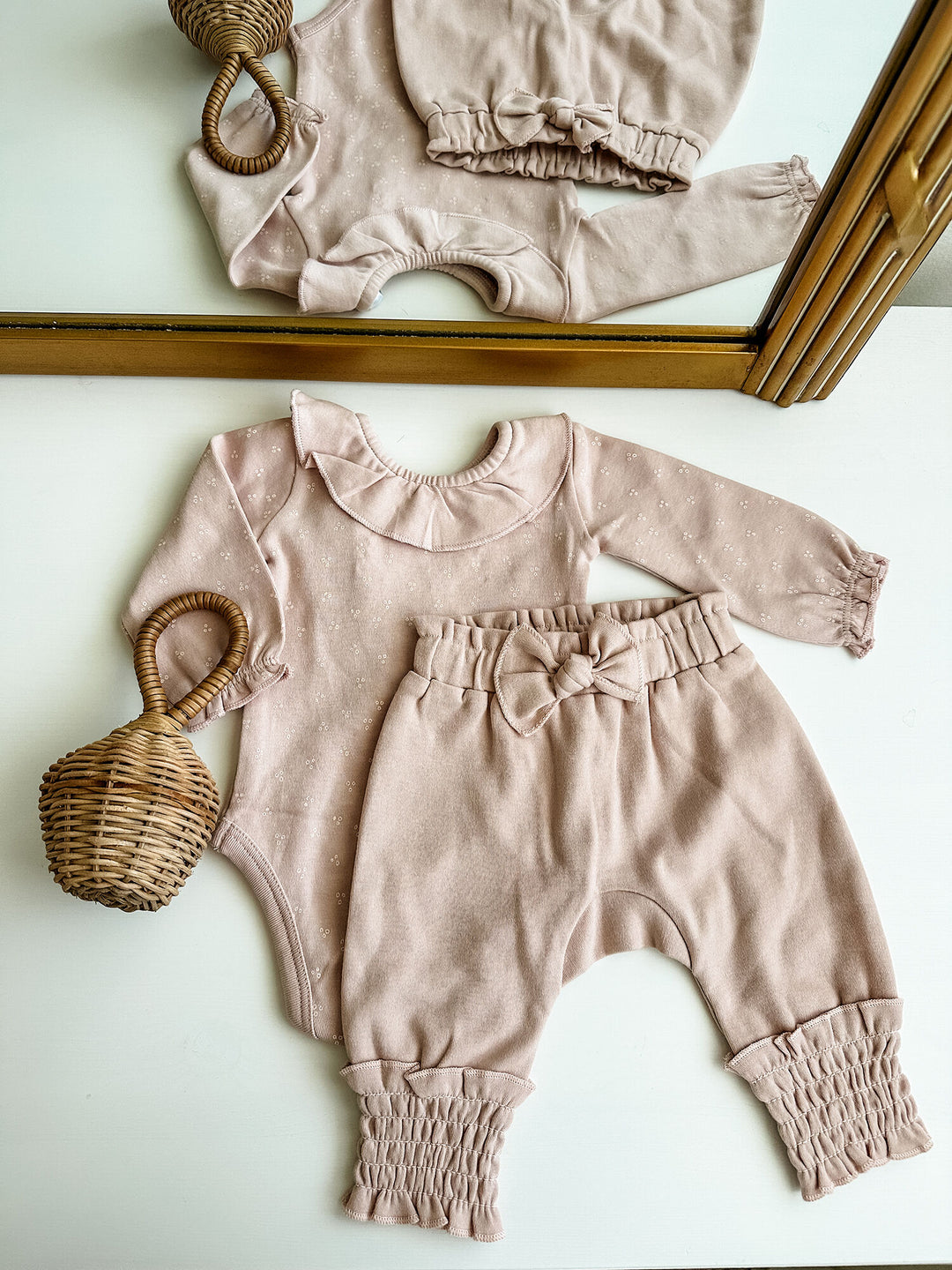 Child wearing Organic Smocked Bubble Pants in Oatmeal.