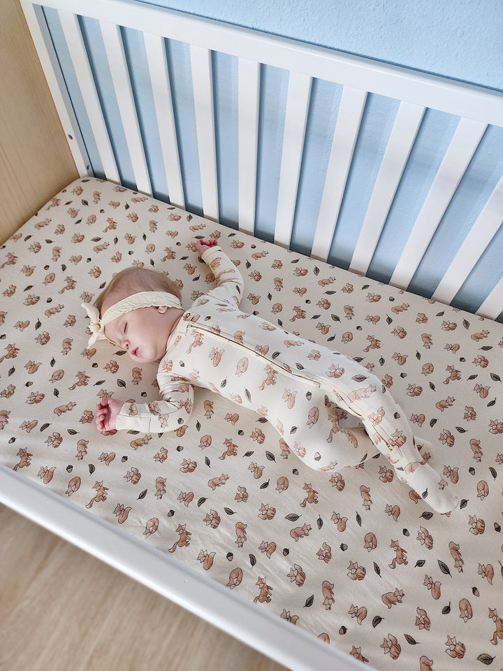 Child on a Crib Sheet 2-Pack in Foxy