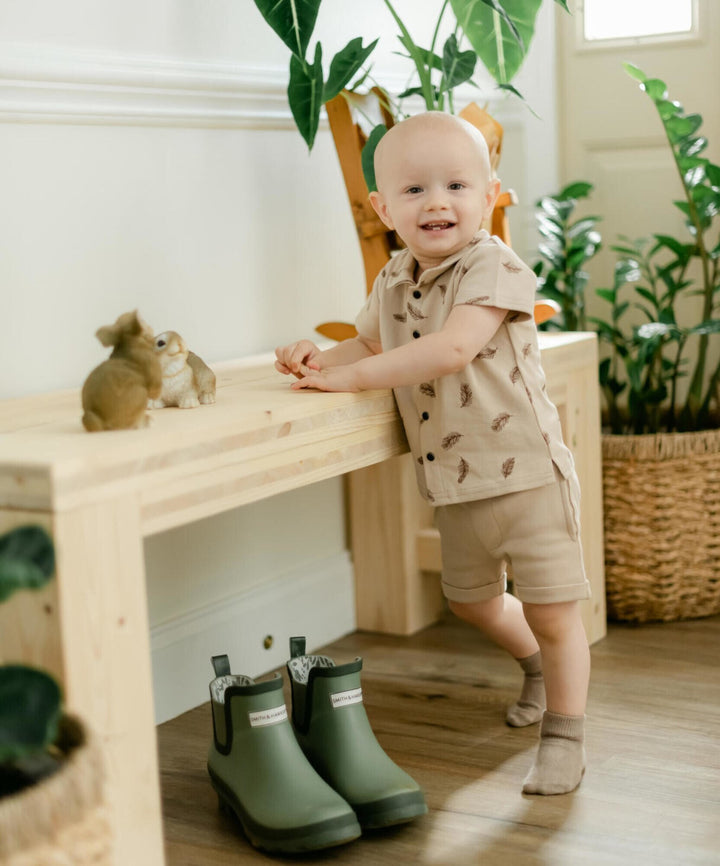 Child wearing Kids' Printed Button-Up Shirt in Oatmeal Feather.